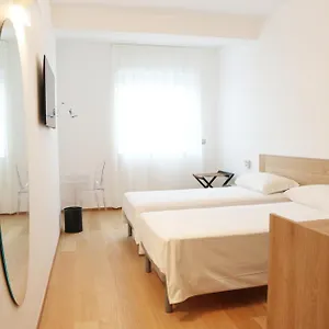 4* Hotel Victor